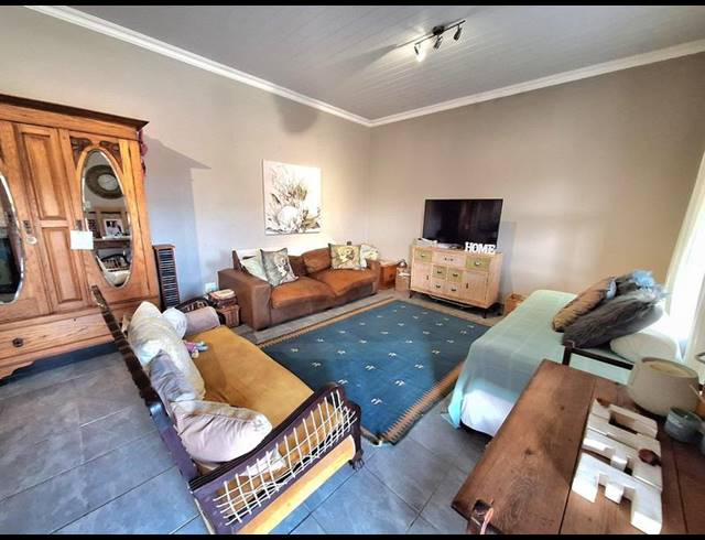 2 BEDROOM HOUSE FOR SALE IN BERGSIG